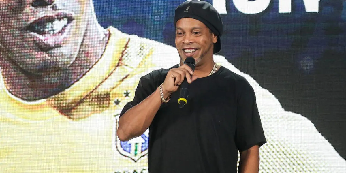 Keyakinan-Ronaldinho-pada-Luis-Enrique_11zon