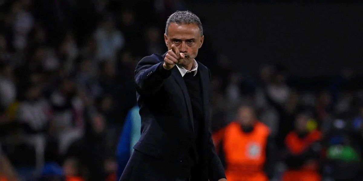 Old Trafford Tertarik Hadirkan Enrique Sebagai Manajer Baru