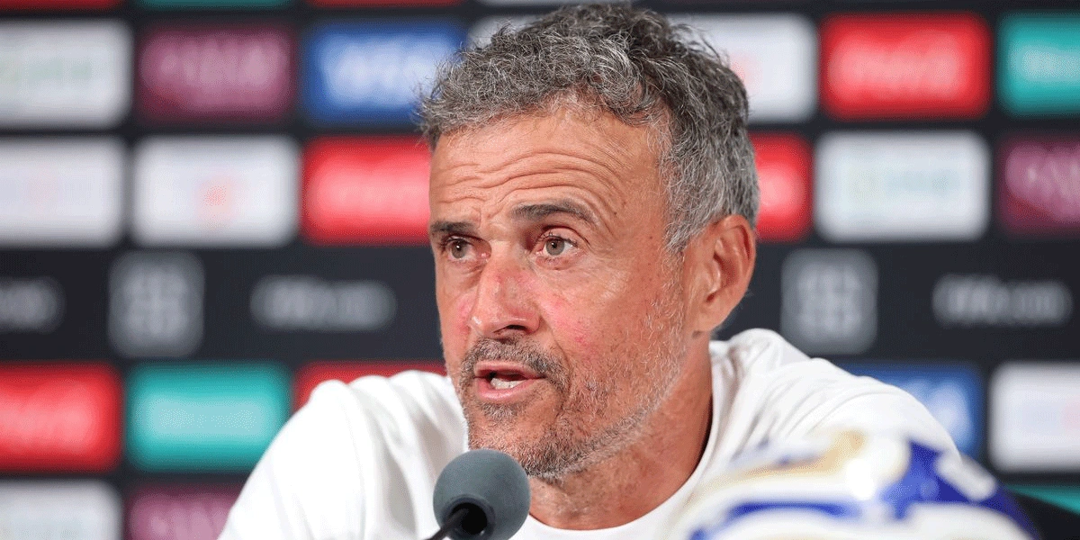 Manchester United Kembali Gigit Jari Usai Ditolak Luis Enrique