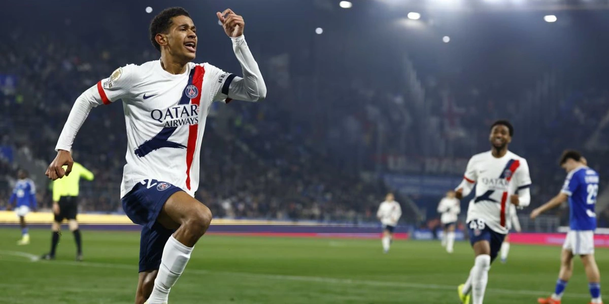 PSG-Kembali-ke-Puncak-Klasemen-Usai-Kalahkan-Strasbourg